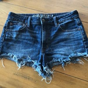 American Eagle high rise shorts, size 6 NEW!!